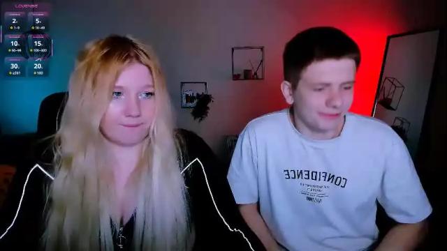 Image 11 of juli_kisss Stream on Chaturbate on 7 days ago