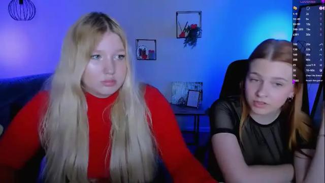 Image 11 of juli_kisss Stream on Chaturbate on 5 days ago