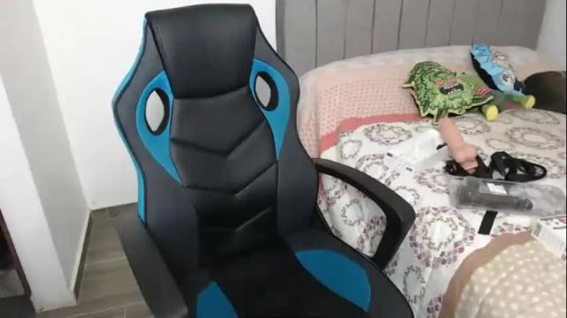Image 10 of juli_love11 Stream on Chaturbate on 1 month ago