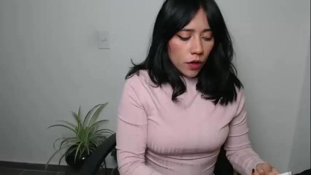 Image 10 of juli_love11 Stream on Chaturbate on 1 month ago
