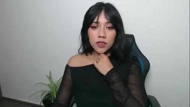 Image 4 of juli_love11 Stream on Chaturbate on 1 month ago