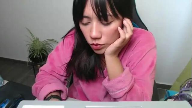 Image 10 of juli_love11 Stream on Chaturbate on 24 days ago