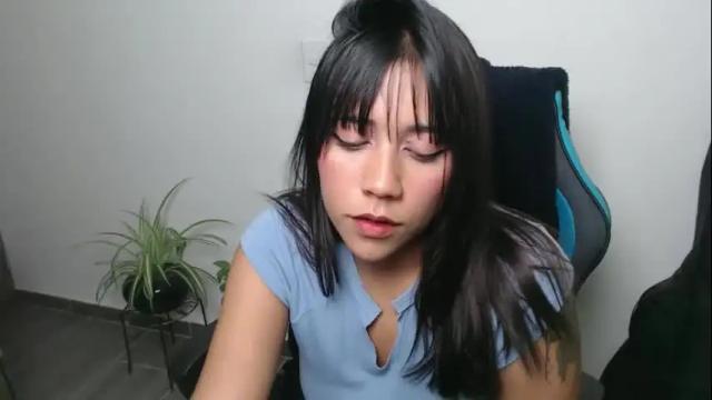 Image 4 of juli_love11 Stream on Chaturbate on 19 days ago