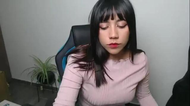 Image 8 of juli_love11 Stream on Chaturbate on 17 days ago