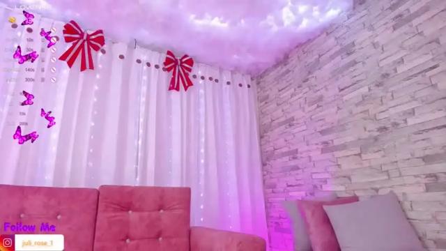 Image 10 of juli_rose_ Stream on Chaturbate on 16 months ago