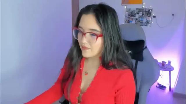 Image 2 of juli_santos_22 Stream on Chaturbate on 1 month ago