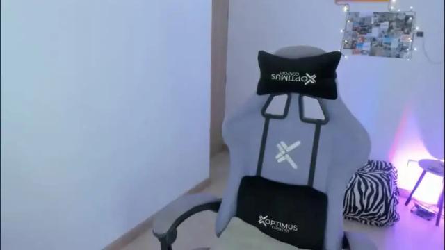 Image 12 of juli_santos_22 Stream on Chaturbate on 22 days ago