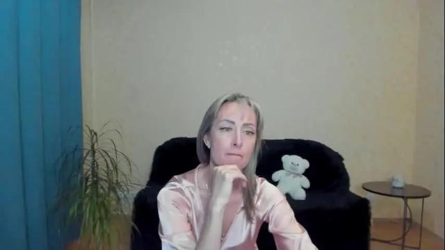 Image 2 of julia__cherry_ Stream on Chaturbate on 8 months ago