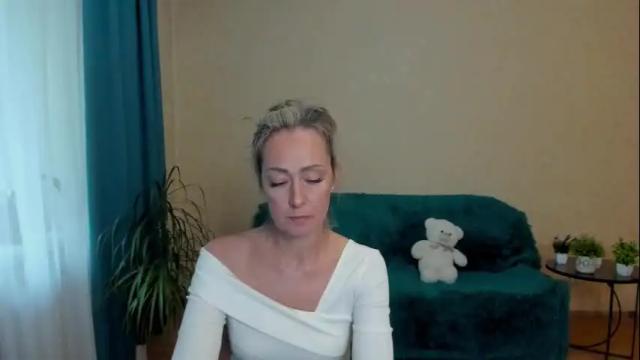 Thumbnail 1, julia__cherry_'s Stream at Chaturbate, 8 months ago