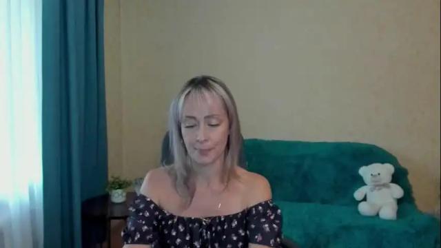 Image 3 of julia__cherry_ Stream on Chaturbate on 7 months ago