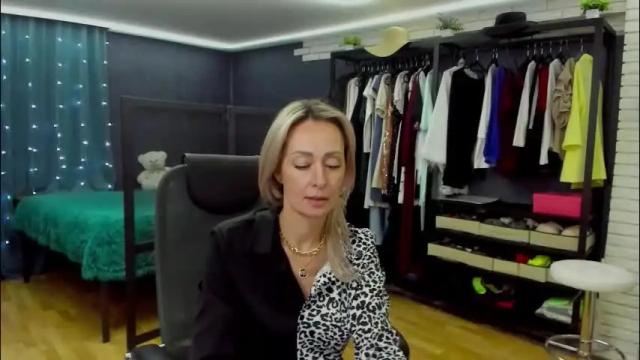 Image 11 of julia__cherry_ Stream on Chaturbate on 1 month ago