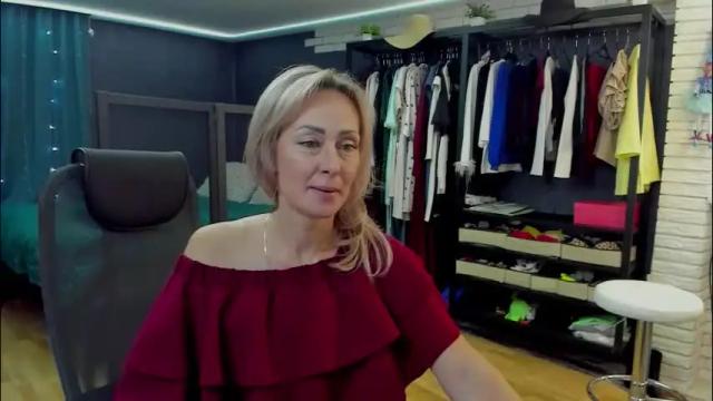 Image 6 of julia__cherry_ Stream on Chaturbate on 19 days ago