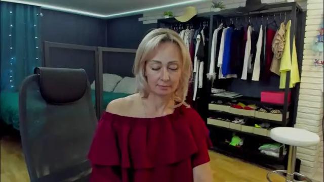 Image 7 of julia__cherry_ Stream on Chaturbate on 19 days ago