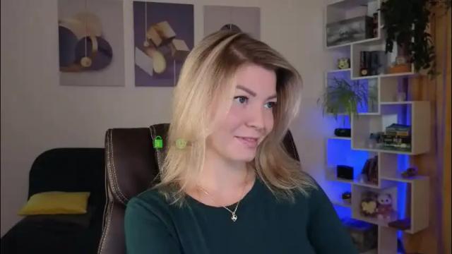 Image 4 of julia_cute_ Stream on Chaturbate on 2 months ago