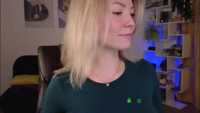 Image 6 of julia_cute_ Stream on Chaturbate on 2 months ago