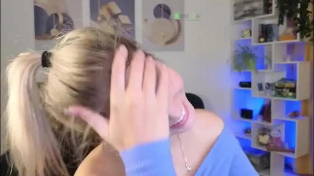 Image 10 of julia_cute_ Stream on Chaturbate on 2 months ago