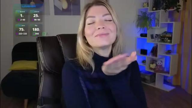 Image 6 of julia_cute_ Stream on Chaturbate on 2 months ago