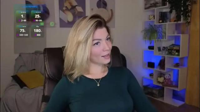 Image 4 of julia_cute_ Stream on Chaturbate on 1 month ago