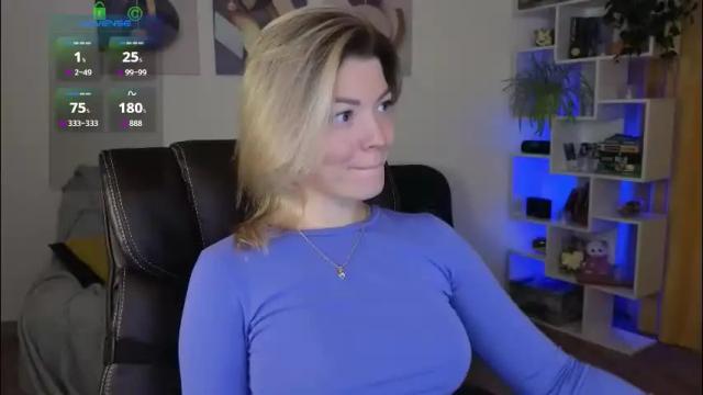 Image 10 of julia_cute_ Stream on Chaturbate on 1 month ago