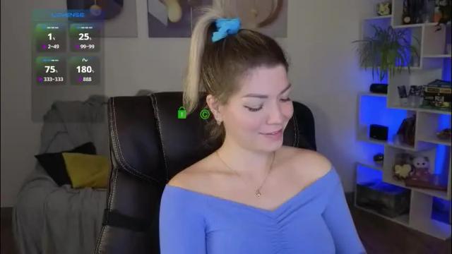 Image 11 of julia_cute_ Stream on Chaturbate on 1 month ago