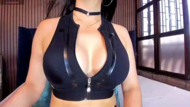 Image 6 of julia_dawson Stream on Chaturbate on 13 months ago