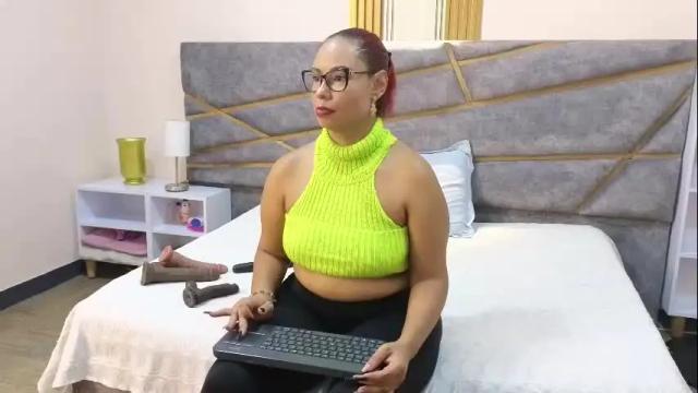Thumbnail 1, julia_gomes's Stream at Chaturbate, 8 hours ago