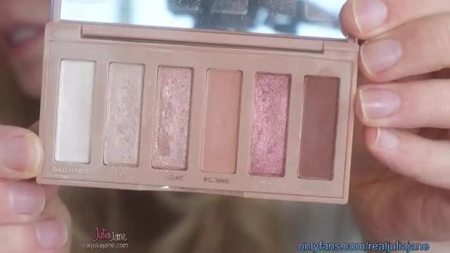 Image 3 of julia_jane Stream on Chaturbate on 21 months ago