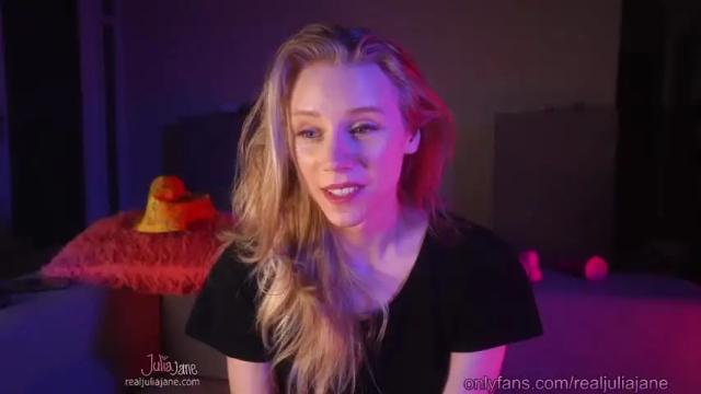 Image 6 of julia_jane Stream on Chaturbate on 21 months ago