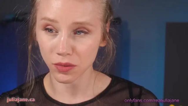 Image 7 of julia_jane Stream on Chaturbate on 21 months ago