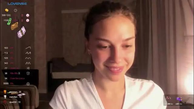 Image 8 of julia_jellyfish Stream on Chaturbate on 4 days ago