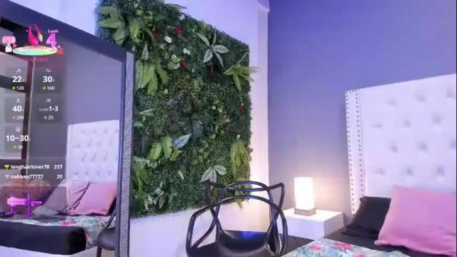 Image 10 of julia_martinezz_ Stream on Chaturbate on 1 month ago