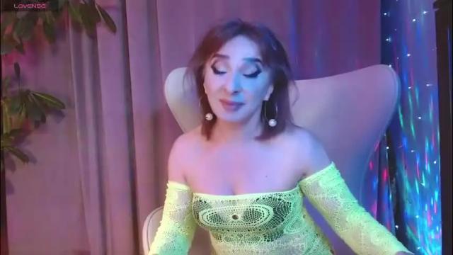 Thumbnail 1, julia_renard's Stream at Chaturbate, 2 months ago