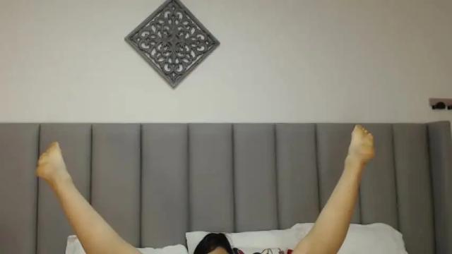 Image 3 of julia_robinson Stream on Chaturbate on 14 months ago