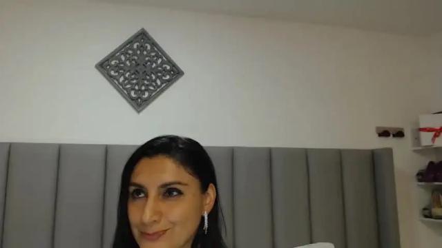 Image 12 of julia_robinson Stream on Chaturbate on 13 months ago