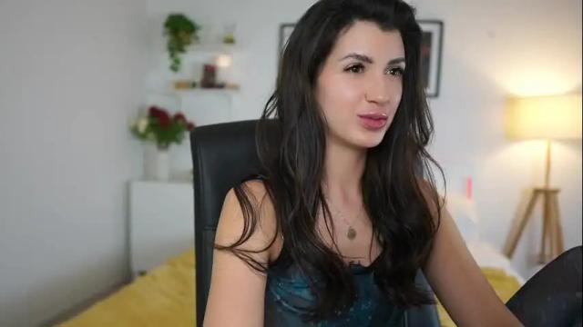 Image 7 of julia_roca Stream on Chaturbate on 3 months ago