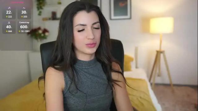 Image 8 of julia_roca Stream on Chaturbate on 3 months ago