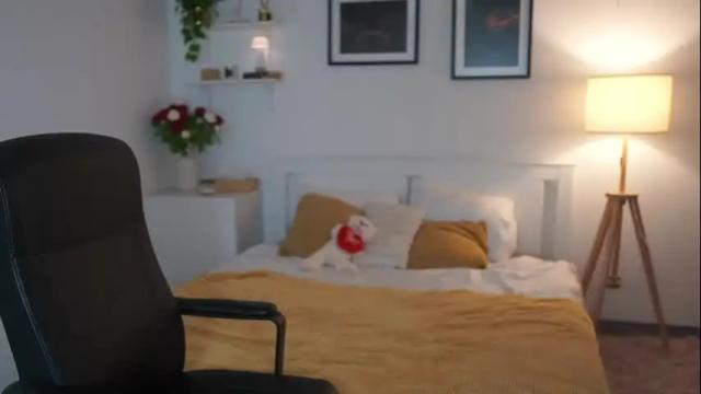 Image 11 of julia_roca Stream on Chaturbate on 2 months ago
