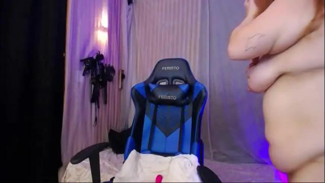 Image 7 of julia_sweet1_ Stream on Chaturbate on 14 days ago