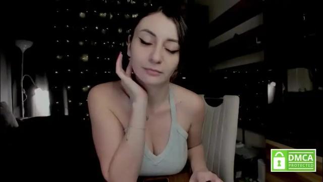 Image 2 of julia_t_mog Stream on Chaturbate on 1 month ago