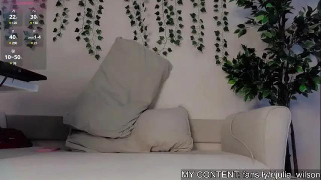 Image 7 of julia_wilson Stream on Chaturbate on 1 month ago