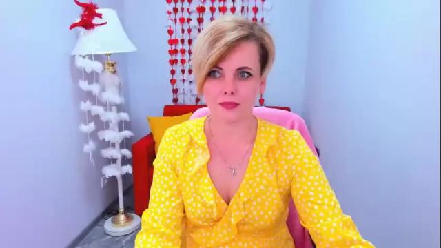 Image 11 of julia_wilsons Stream on Chaturbate on 1 month ago