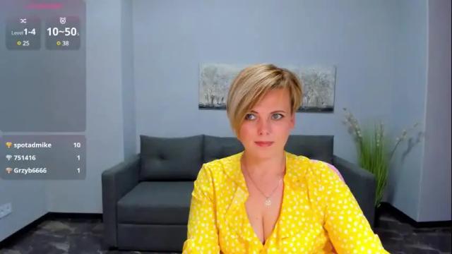 Image 10 of julia_wilsons Stream on Chaturbate on 1 month ago