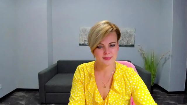Image 11 of julia_wilsons Stream on Chaturbate on 1 month ago