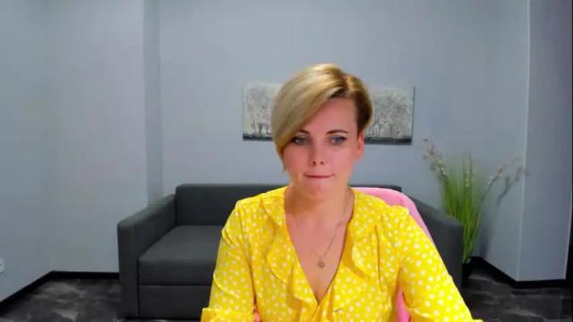 Image 3 of julia_wilsons Stream on Chaturbate on 1 month ago