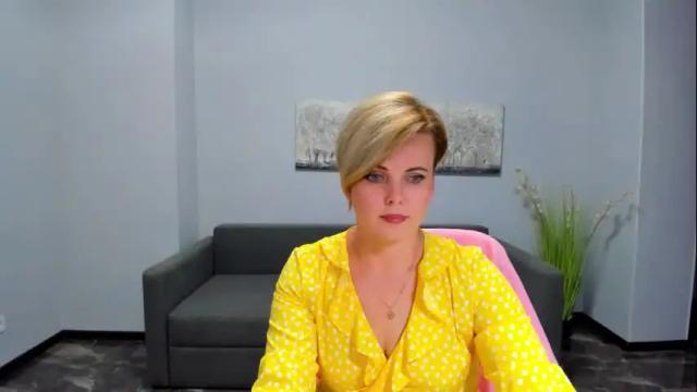 Image 4 of julia_wilsons Stream on Chaturbate on 1 month ago