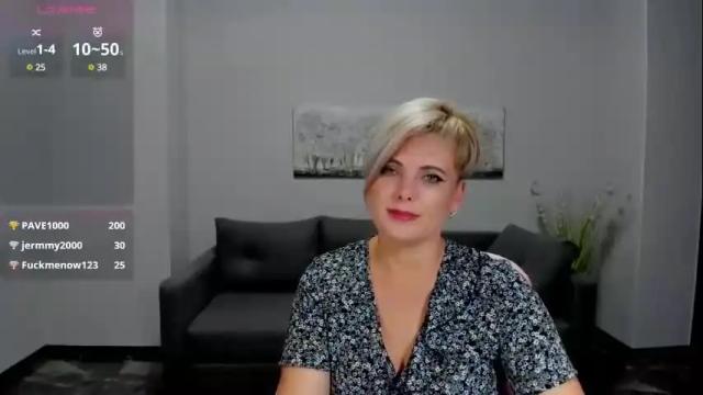 Image 2 of julia_wilsons Stream on Chaturbate on 9 days ago