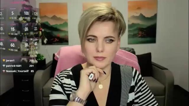 Image 12 of julia_wilsons Stream on Chaturbate on 21 days ago