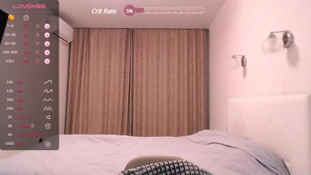 Image 11 of juliaam Stream on Chaturbate on 16 months ago