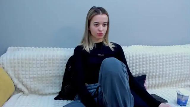 Image 6 of juliadreamsi Stream on Chaturbate on 18 months ago