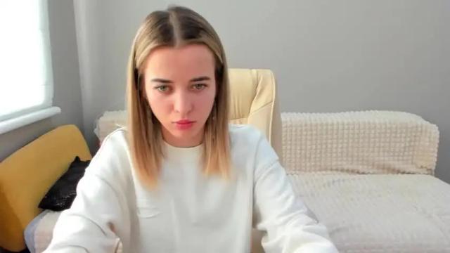 Image 3 of juliadreamsi Stream on Chaturbate on 18 months ago